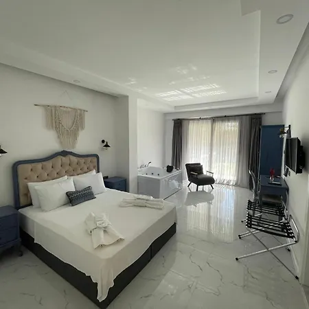 Minos Alacati Otel Çeşme